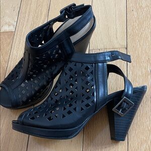 CL by Laundry Black Cutout Heeled Sandals